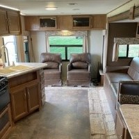 2017 Coachmen Apex Ultra-Lite 279RLSS, 8