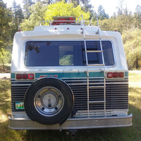 1975 FMC 2900R J Model, 3