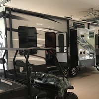 2014 KEYSTONE RAPTOR KING SUITE 332, 3