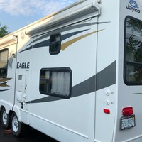 2009 Jayco Eagle 324 BHDS, 2