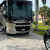 2016 Tiffin Allegro 36 LA, 1