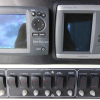 2011 Boston Whaler 220 Outrage, 16