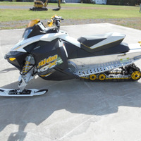 2009 Ski-Doo MXZ X, 1