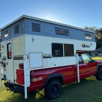 2008 Outfitter Apex 8 - pop up Truck Camper for long bed truck, 4