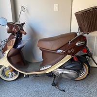 2012 Genuine Scooter 1701, 0