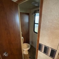 2010 Raptor 3912 toy hauler, 4