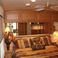 2005 Winnebago Journey 36G, 17