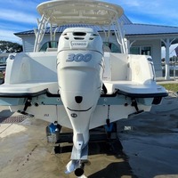 2016 Boston Whaler 230 Vantage, 2