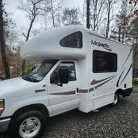 2012 Thor Majestic 19G, 1