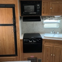 2004 Wildwood Lite by Forest River T25 SL Northwest Edition, 5