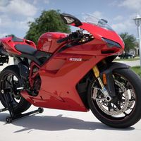 2011 Ducati 1198 SP, 3