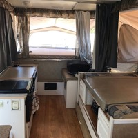 2005 Starcraft Centennial 3608, 1
