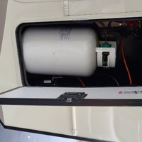 2015 Dynamax Trilogy 38WT Low Miles and 2 yr warranty, 17