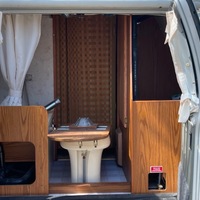 1996 Ford Airstream B190 Blue, 3