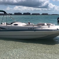 1998 Hurricane Fun Deck 232, 1