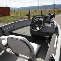 2016 Smoker Craft Resorter 151, 4