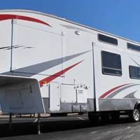2008 Keystone FUZION FZ373, 1