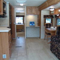 2007 R-Vision Trail-Aire 35', 2