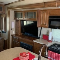 2014 Bighorn 3875FB, 10