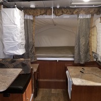 2017 Rockwood Premier 2516G, 4