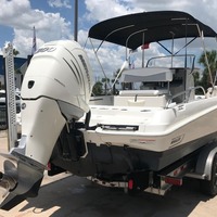 2015 Boston Whaler 240 Dauntless, 2