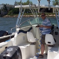 1999 Seaswirl 21 foot cuddy cabin hardtop 175 Johnson outboard, 3