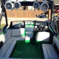 2013 Axis A22, 2