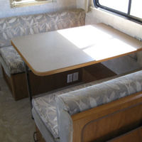2006 Fleetwood Prowler, 5