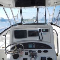 2006 Boston Whaler 320 Outrage Cuddy Cabin, 10