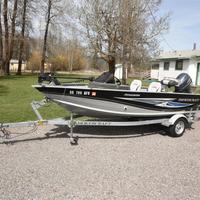 2016 Smoker Craft Resorter 151, 2