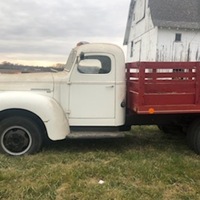 1949 International flat bed KB3, 1