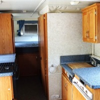 2004 Trailmanor 2720QB White, 2