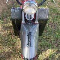 1952 Velocette LE, 3