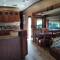 2012 Jayco 351 MKTS Eagle Premier, 11