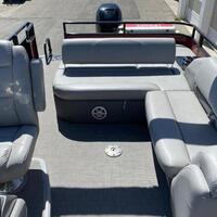 2019 Regency Boats 250 DL3 Triple-Toon, 3