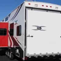 2008 Keystone FUZION FZ373, 12