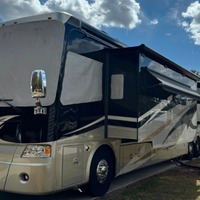 2011 Tiffin Zephyr 45QBZ, 6