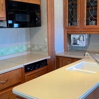 2005 Double Tree Mobile Suites Gold, 3