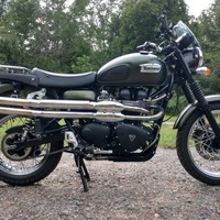 2012 Triumph T100 Scrambler 900 Khaki, 3