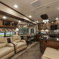 2014 Heartland Gateway 3300 ML Tan White Brown, 6