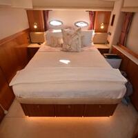 2004 Meridian Yachts 459, 29