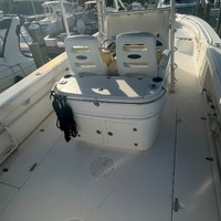 2005 Boston Whaler 320 Outrage, 8