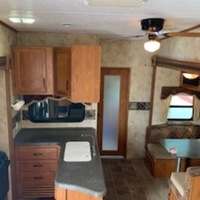 2011 Keystone Montana, 7