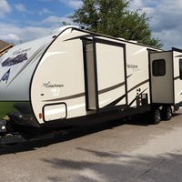 2016 Coachmen Freedom Express 298REDS 298 REDS, 5