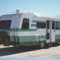 2001 Lazy Daze rear bath-- twin sofa's, 0