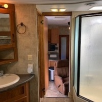 2011 Keystone Montana, 12