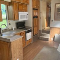 2003 Holiday Rambler 36SKT Rear Living, 4