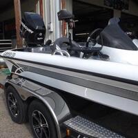 2012 Legend Boats Alpha 211 Dcx, 5