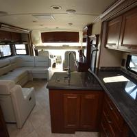 2014 Winnebago Forza 34T, 5