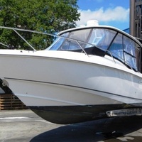 2006 Boston Whaler 320 Outrage Cuddy Cabin, 2